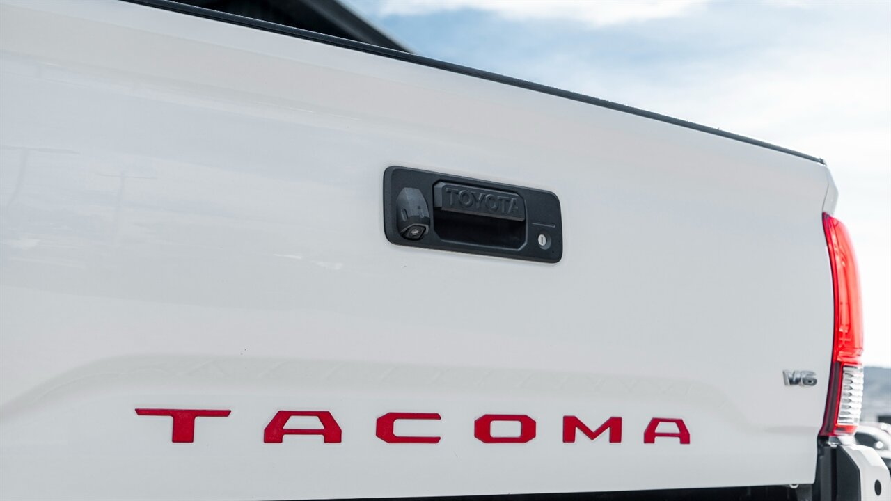 2018 Toyota Tacoma TRD Off-Road - Photo 15 - Reno, NV 89511