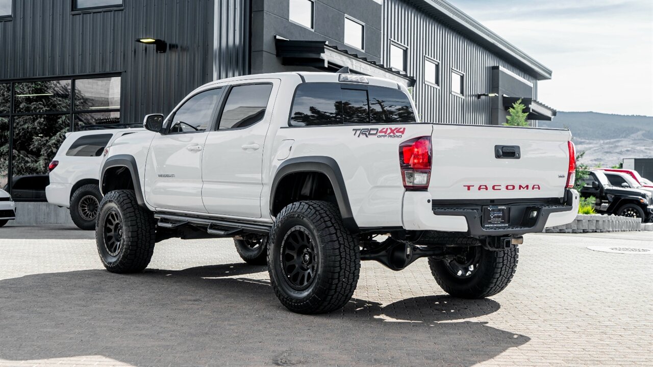 2018 Toyota Tacoma TRD Off-Road - Photo 2 - Reno, NV 89511