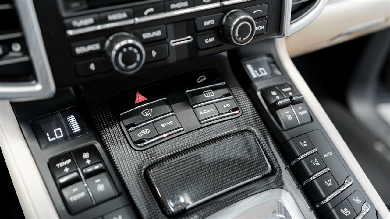 2016 Porsche Cayenne Turbo S - Photo 33 - Reno, NV 89511