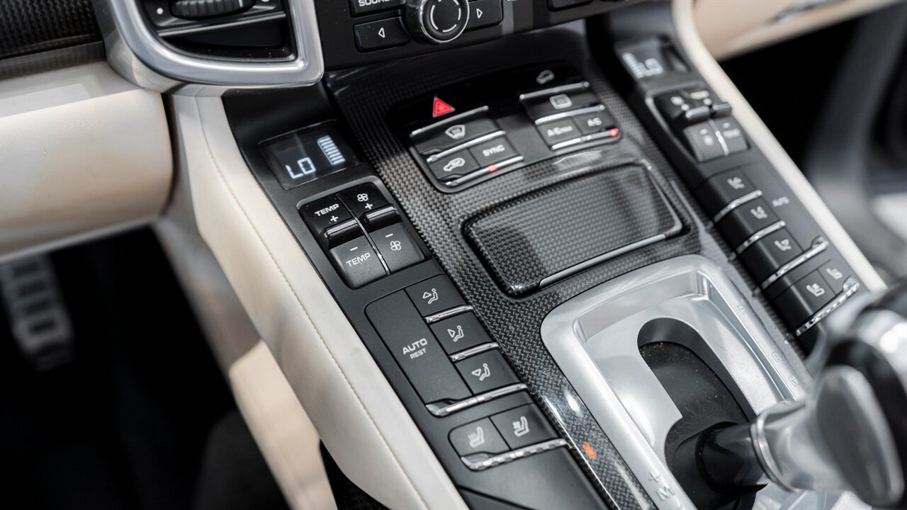 2016 Porsche Cayenne Turbo S - Photo 35 - Reno, NV 89511