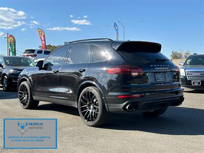 2016 Porsche Cayenne Turbo S  