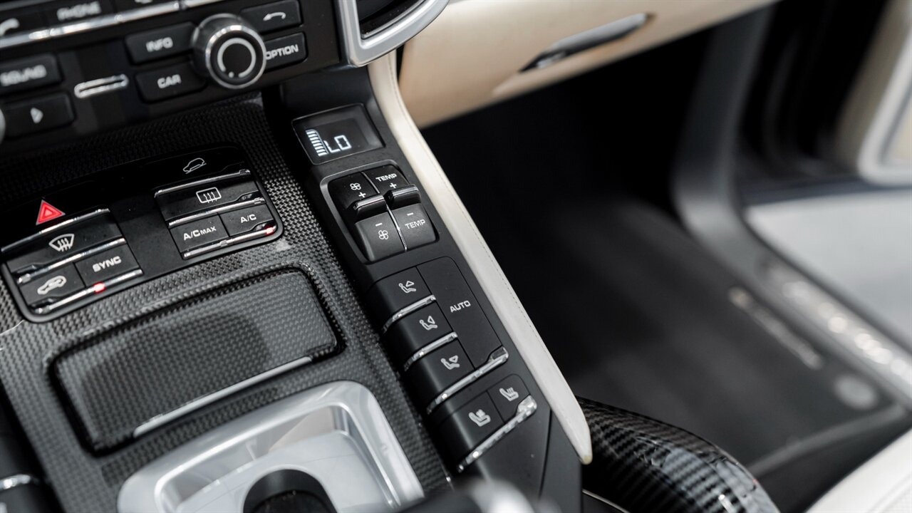 2016 Porsche Cayenne Turbo S - Photo 34 - Reno, NV 89511