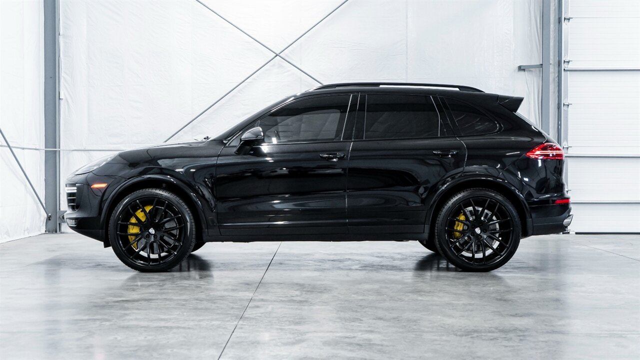 2016 Porsche Cayenne Turbo S - Photo 3 - Reno, NV 89511