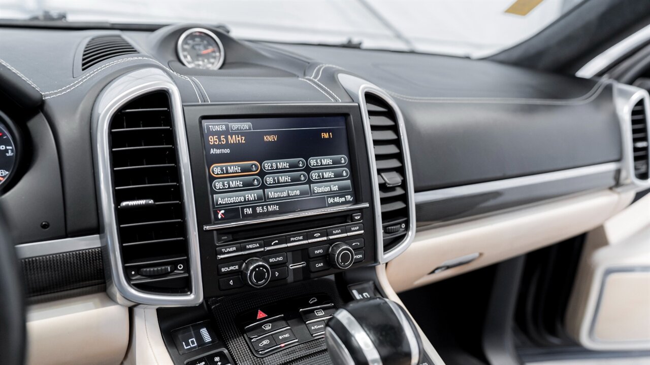2016 Porsche Cayenne Turbo S - Photo 31 - Reno, NV 89511