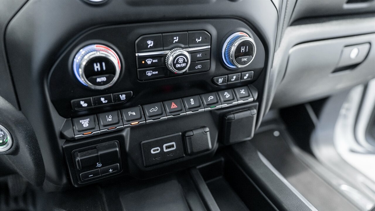 2022 GMC Sierra 2500HD AT4 - Photo 38 - Reno, NV 89511