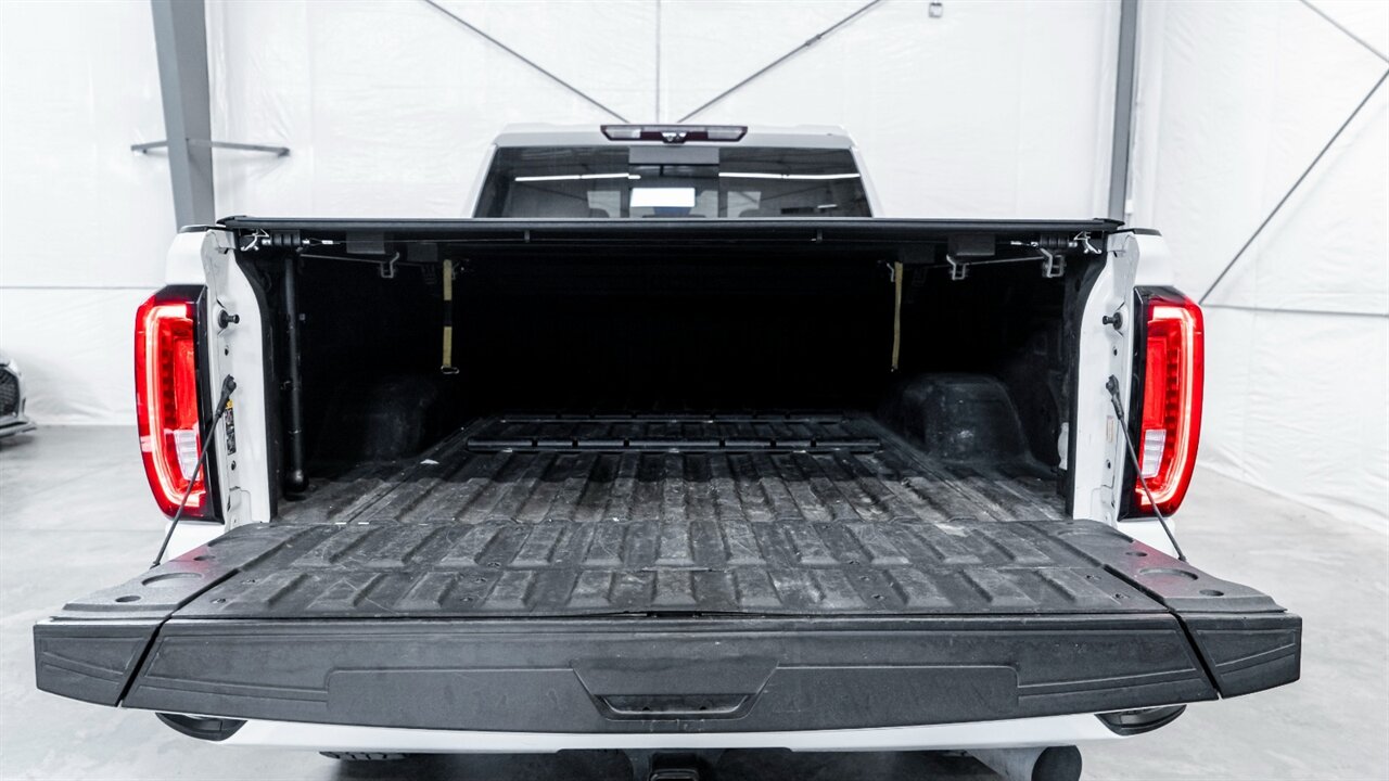 2022 GMC Sierra 2500HD AT4 - Photo 15 - Reno, NV 89511