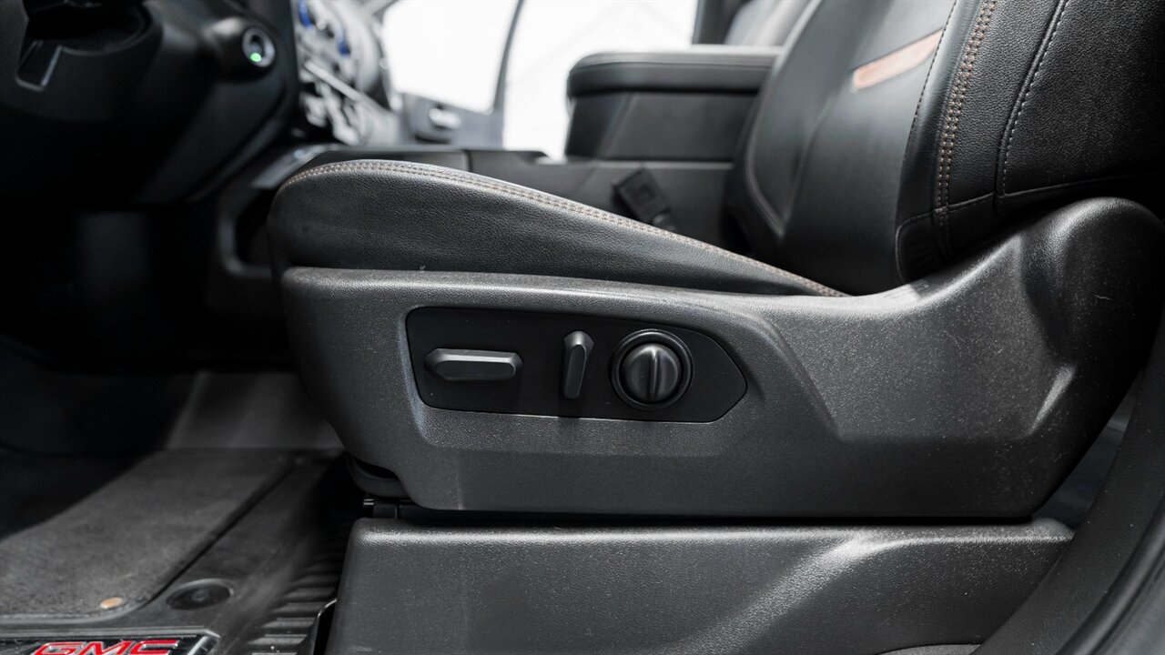 2022 GMC Sierra 2500HD AT4 - Photo 27 - Reno, NV 89511