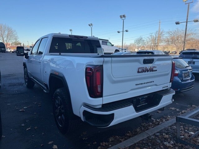 2022 GMC Sierra 2500HD AT4   - Photo 2 - Reno, NV 89511
