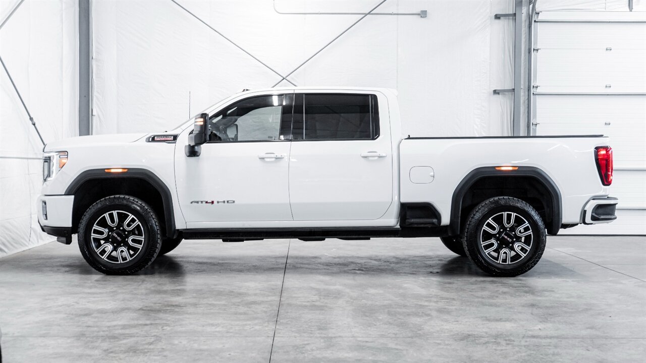 2022 GMC Sierra 2500HD AT4 - Photo 3 - Reno, NV 89511