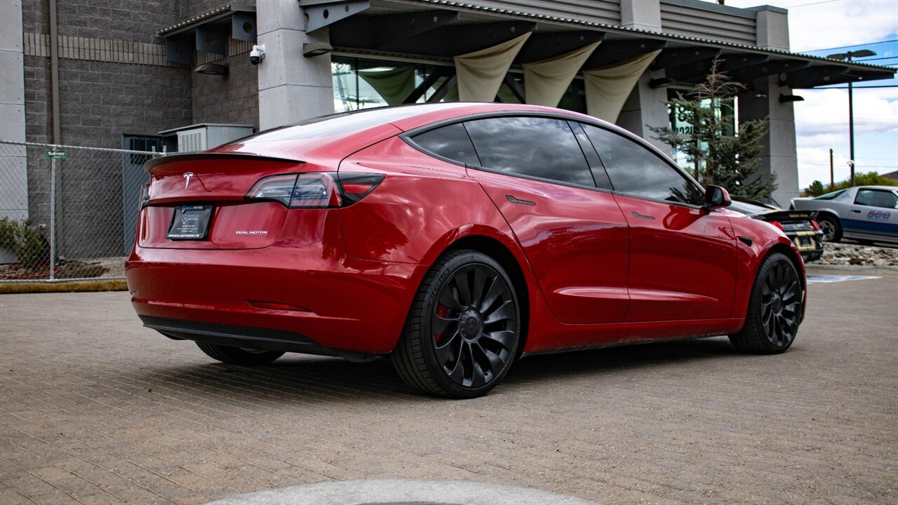 2023 Tesla Model 3 Performance photo 7