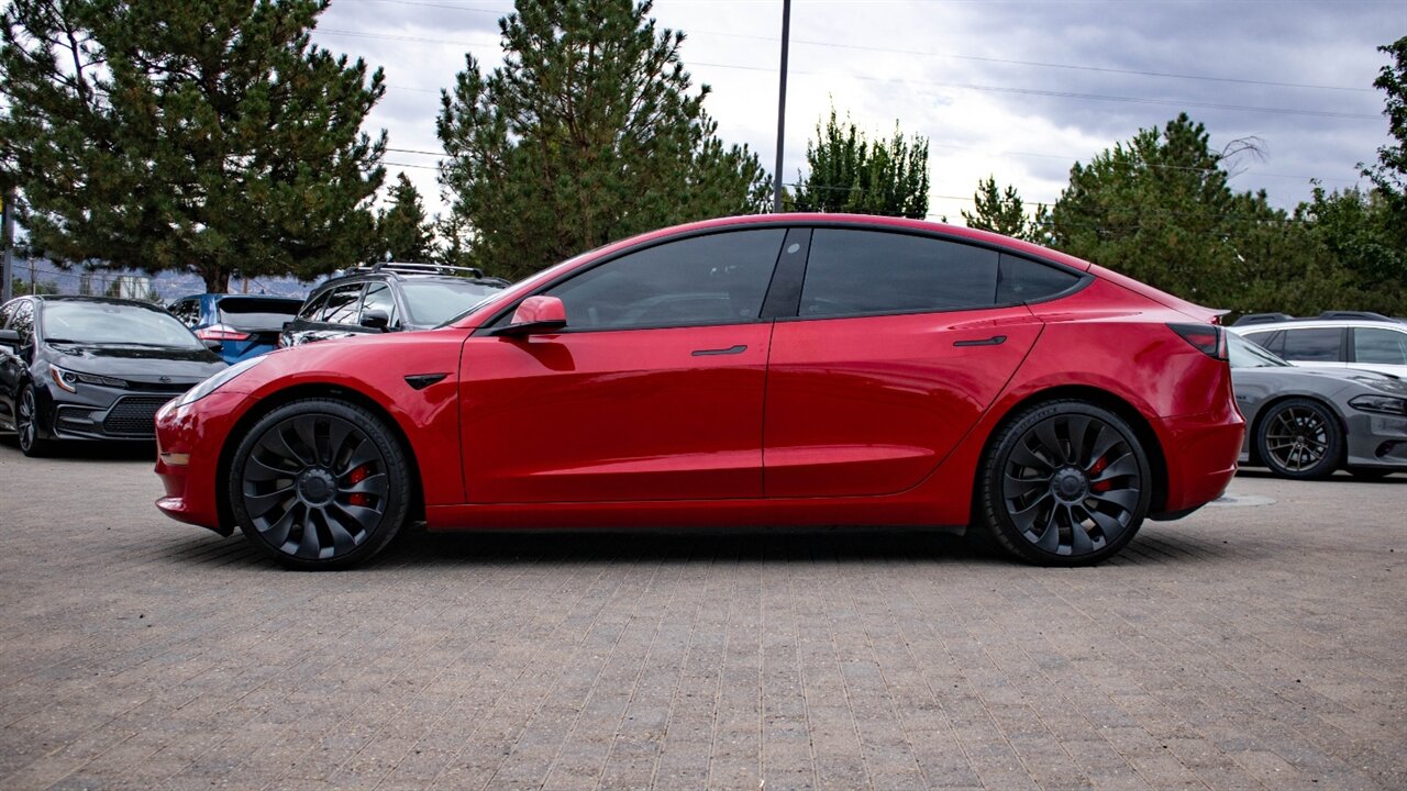 2023 Tesla Model 3 Performance photo 2