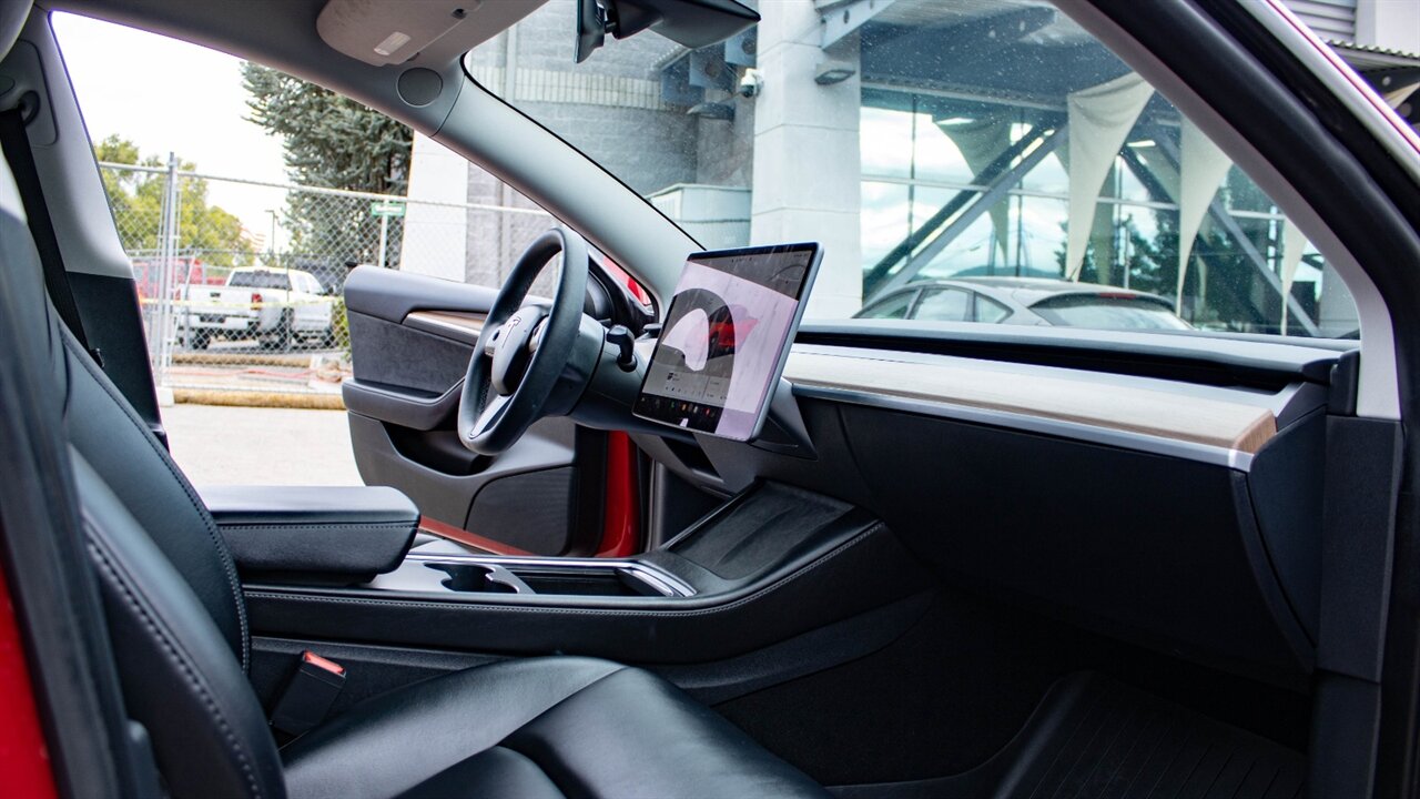 2023 Tesla Model 3 Performance photo 20