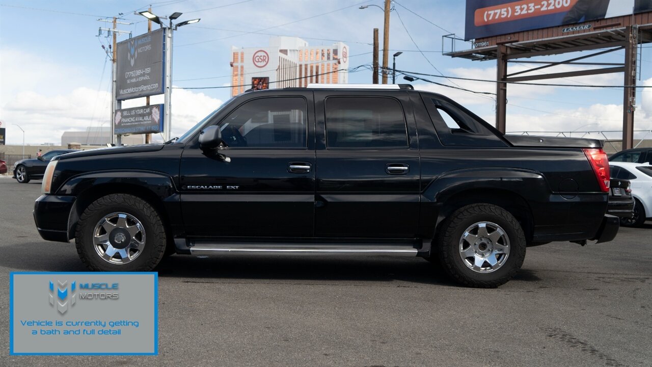 2004 Cadillac Escalade EXT   - Photo 3 - Reno, NV 89511