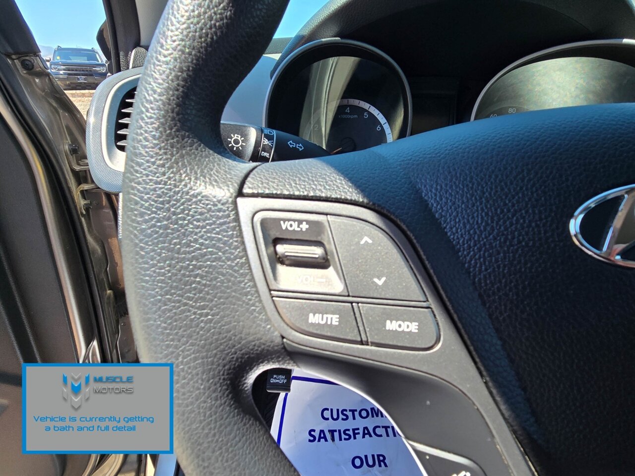 2015 Hyundai SANTA FE Sport   - Photo 10 - Reno, NV 89511