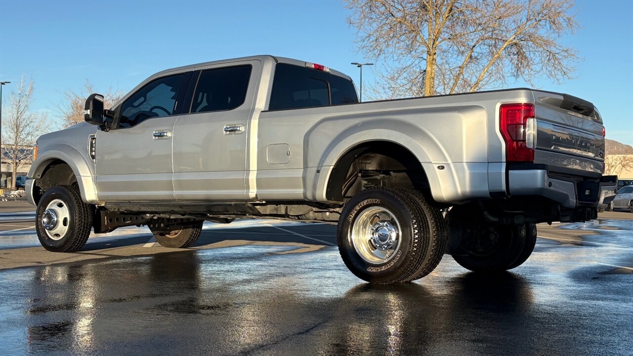 2019 Ford F-350 Platinum DRW   - Photo 2 - Reno, NV 89511