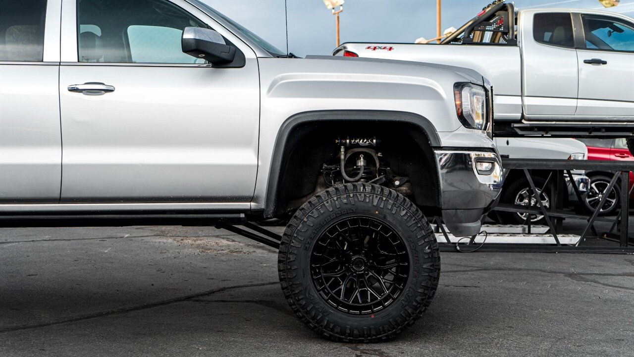 2018 GMC Sierra 1500 SLT   - Photo 9 - Reno, NV 89511