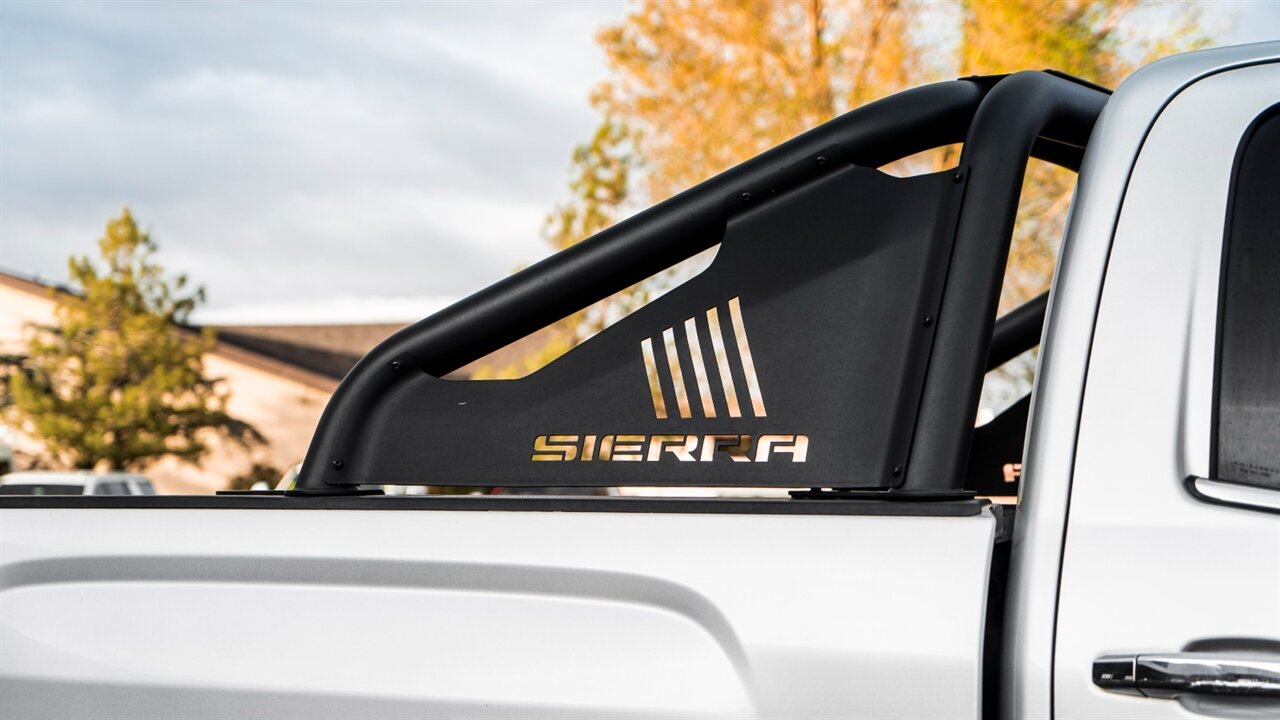 2018 GMC Sierra 1500 SLT   - Photo 13 - Reno, NV 89511