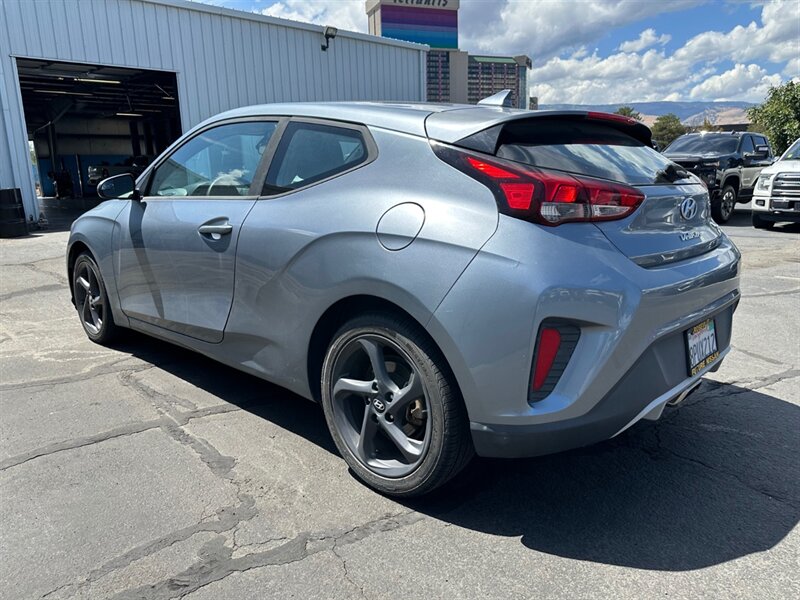 2019 Hyundai Veloster 2.0  