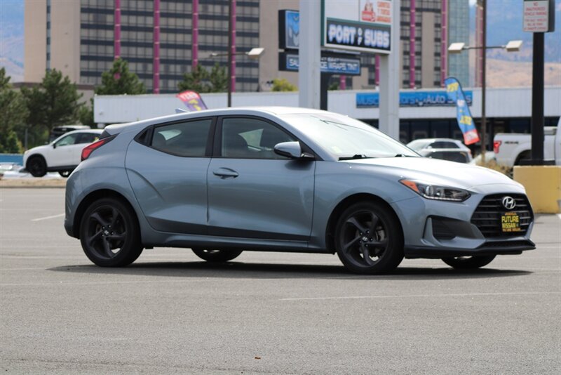 2019 Hyundai Veloster 2.0  