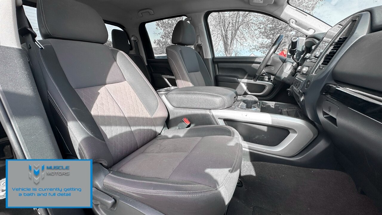 2022 Nissan Titan SV - Photo 11 - Reno, NV 89511