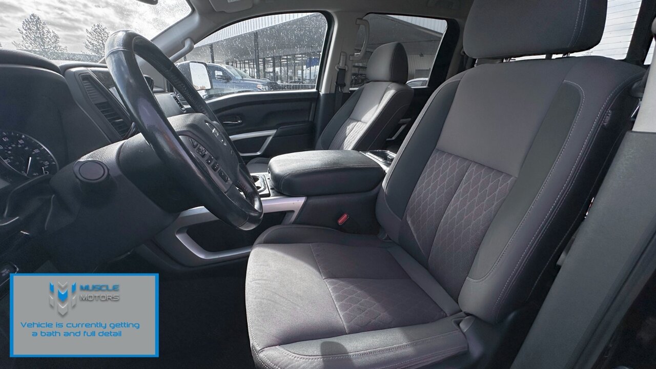 2022 Nissan Titan SV - Photo 9 - Reno, NV 89511