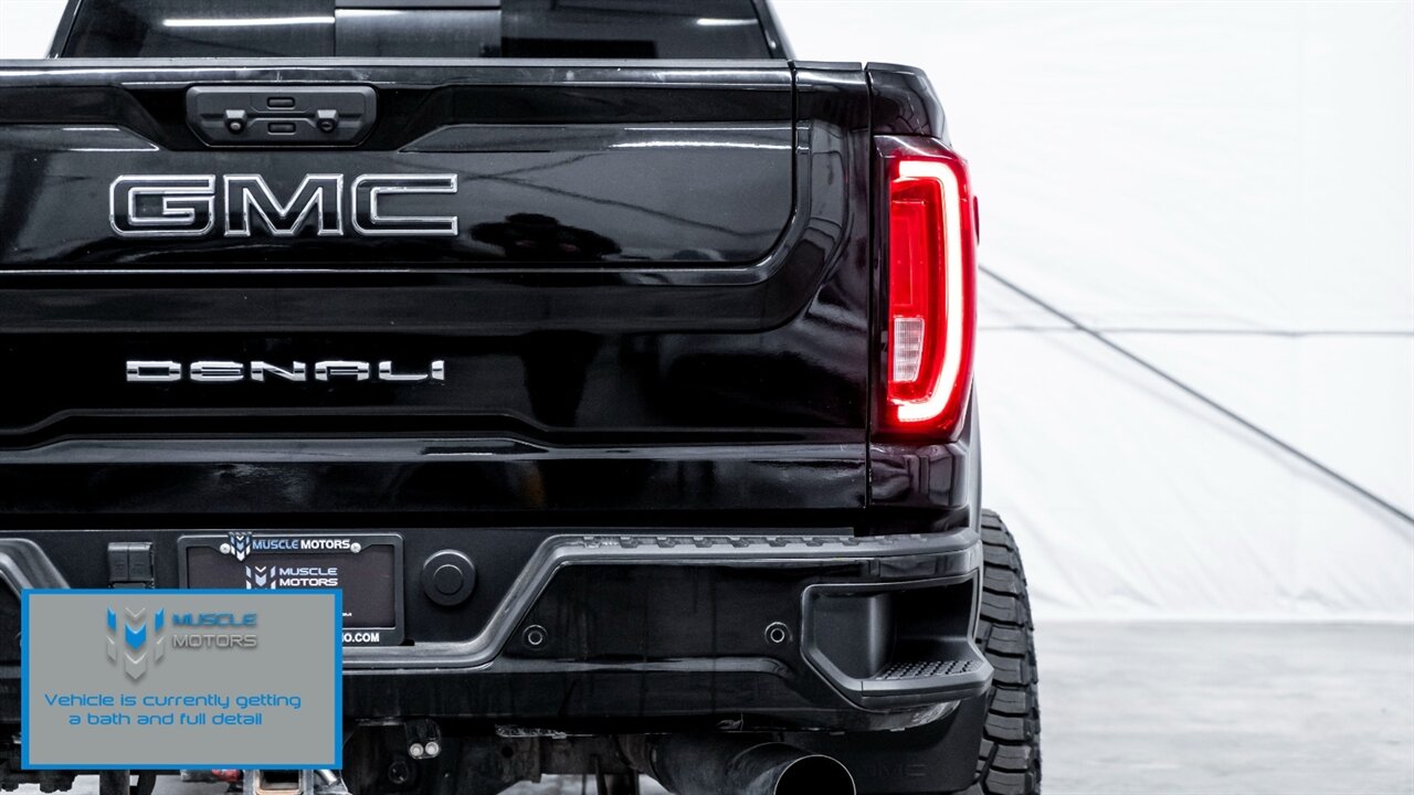 2020 GMC Sierra 2500 Denali   - Photo 12 - Reno, NV 89511