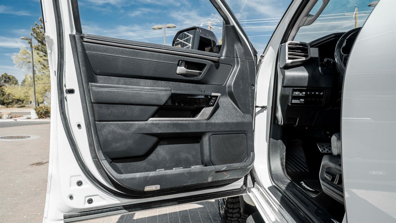 2022 Toyota Tundra Limited   - Photo 21 - Reno, NV 89511