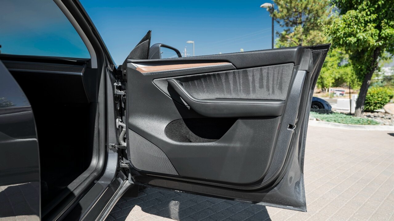 2022 Tesla Model Y Performance - Photo 26 - Reno, NV 89511