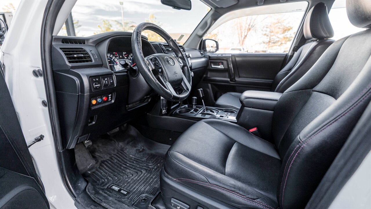 2016 Toyota 4Runner TRD Pro   - Photo 18 - Reno, NV 89511