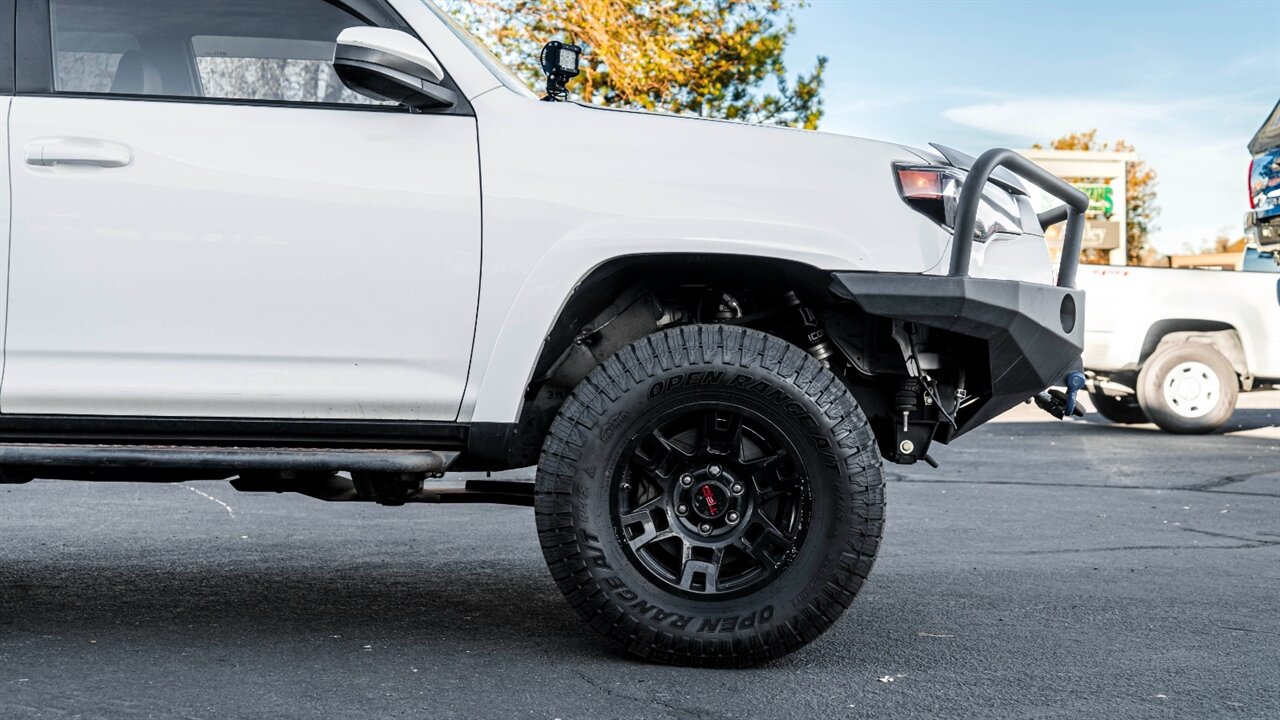 2016 Toyota 4Runner TRD Pro   - Photo 9 - Reno, NV 89511