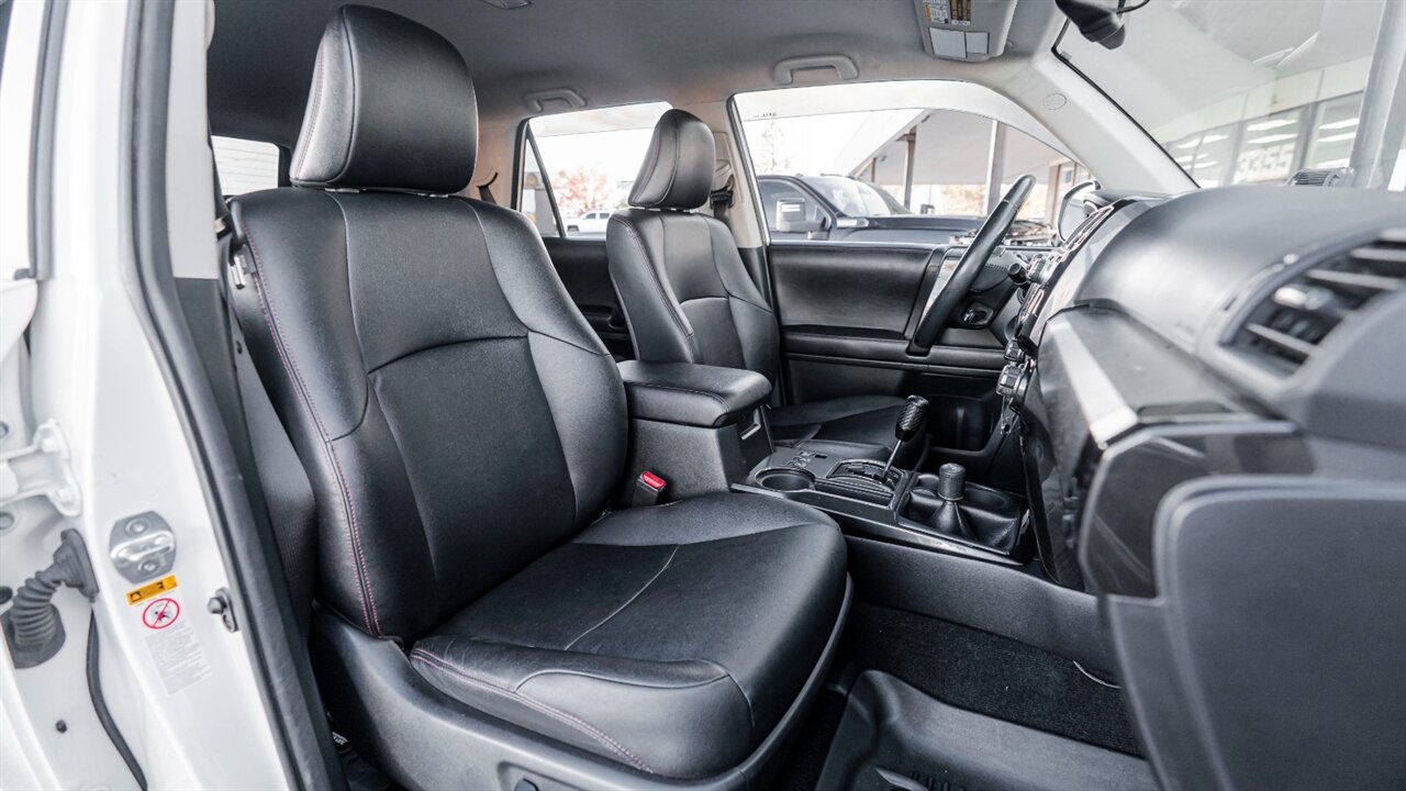 2016 Toyota 4Runner TRD Pro   - Photo 21 - Reno, NV 89511