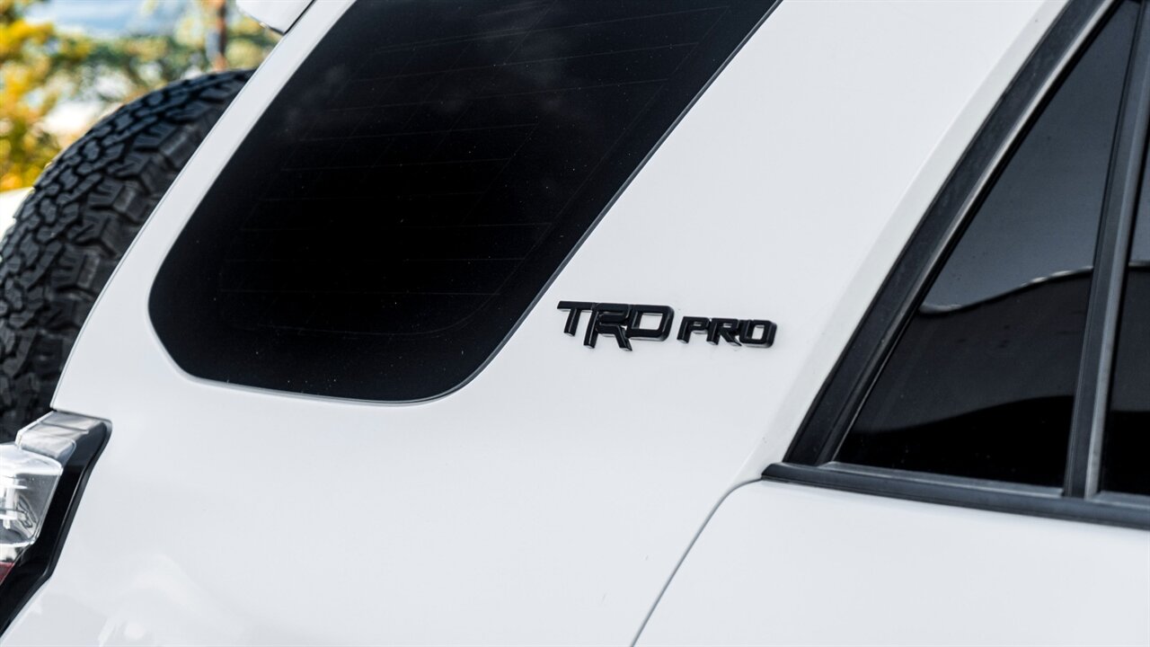 2016 Toyota 4Runner TRD Pro   - Photo 11 - Reno, NV 89511
