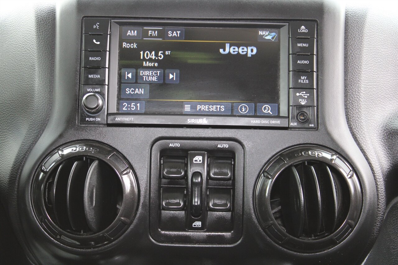 2017 Jeep Wrangler Unlimited Rubicon Recon   - Photo 20 - Reno, NV 89511