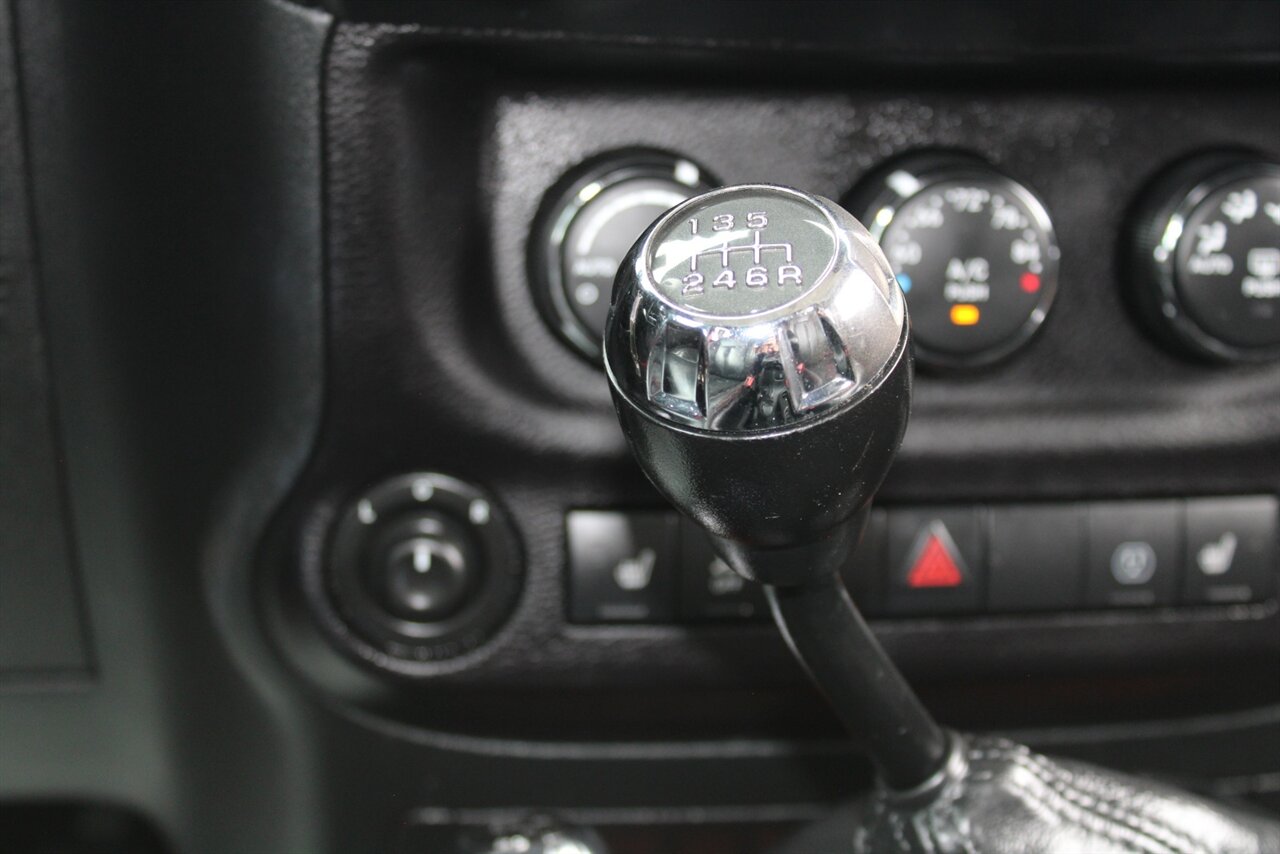 2017 Jeep Wrangler Unlimited Rubicon Recon   - Photo 21 - Reno, NV 89511