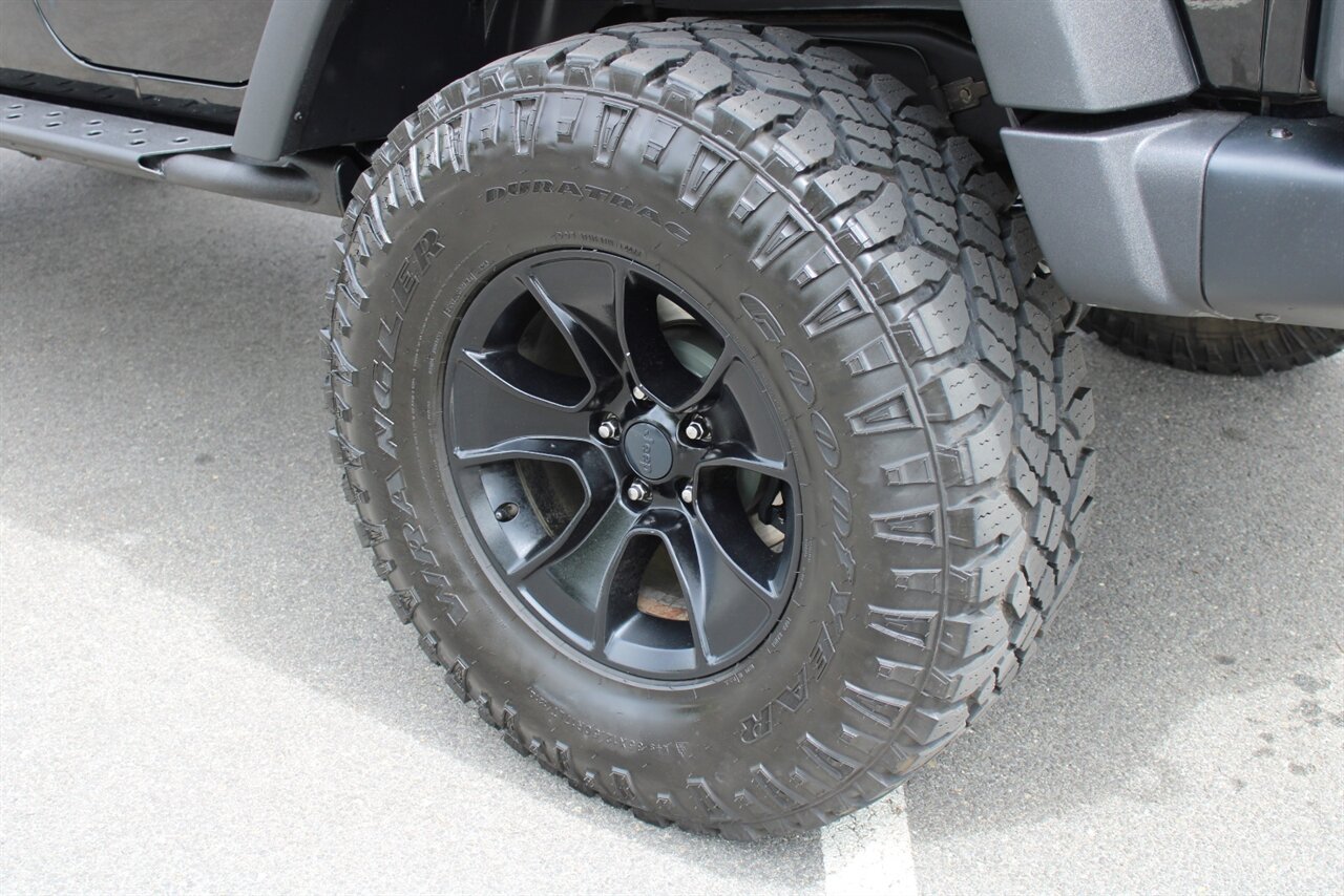 2017 Jeep Wrangler Unlimited Rubicon Recon   - Photo 14 - Reno, NV 89511