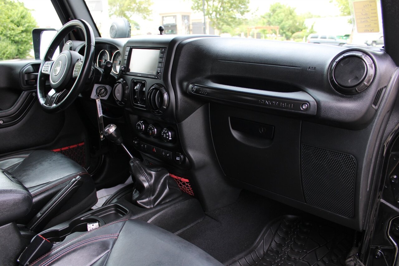 2017 Jeep Wrangler Unlimited Rubicon Recon   - Photo 16 - Reno, NV 89511