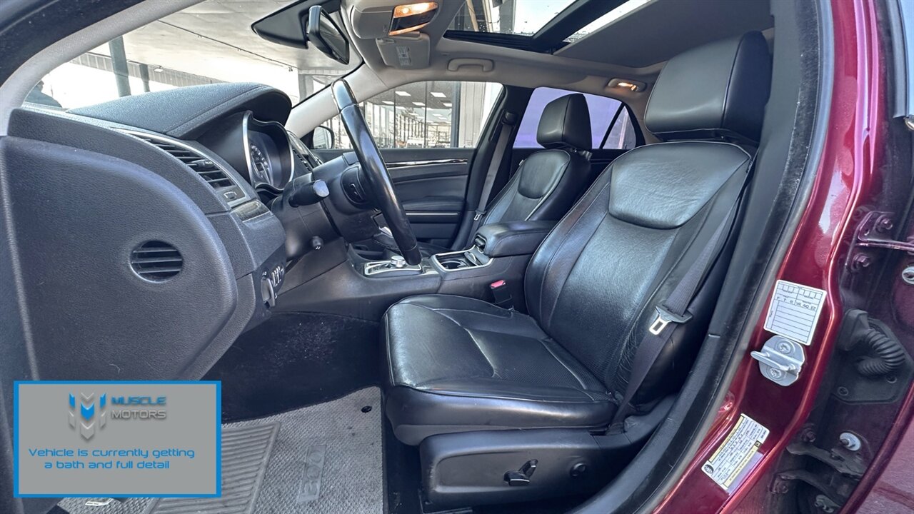 2019 Chrysler 300 Series Limited   - Photo 9 - Reno, NV 89511