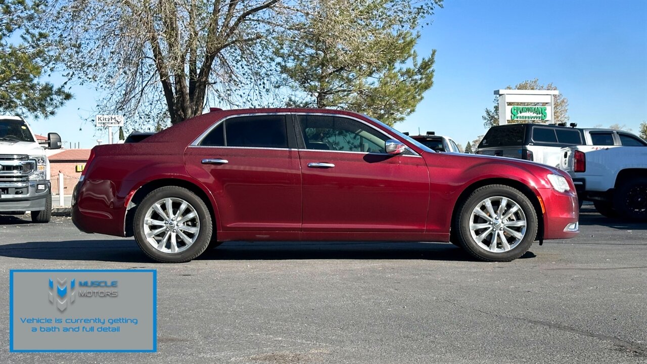2019 Chrysler 300 Series Limited   - Photo 5 - Reno, NV 89511