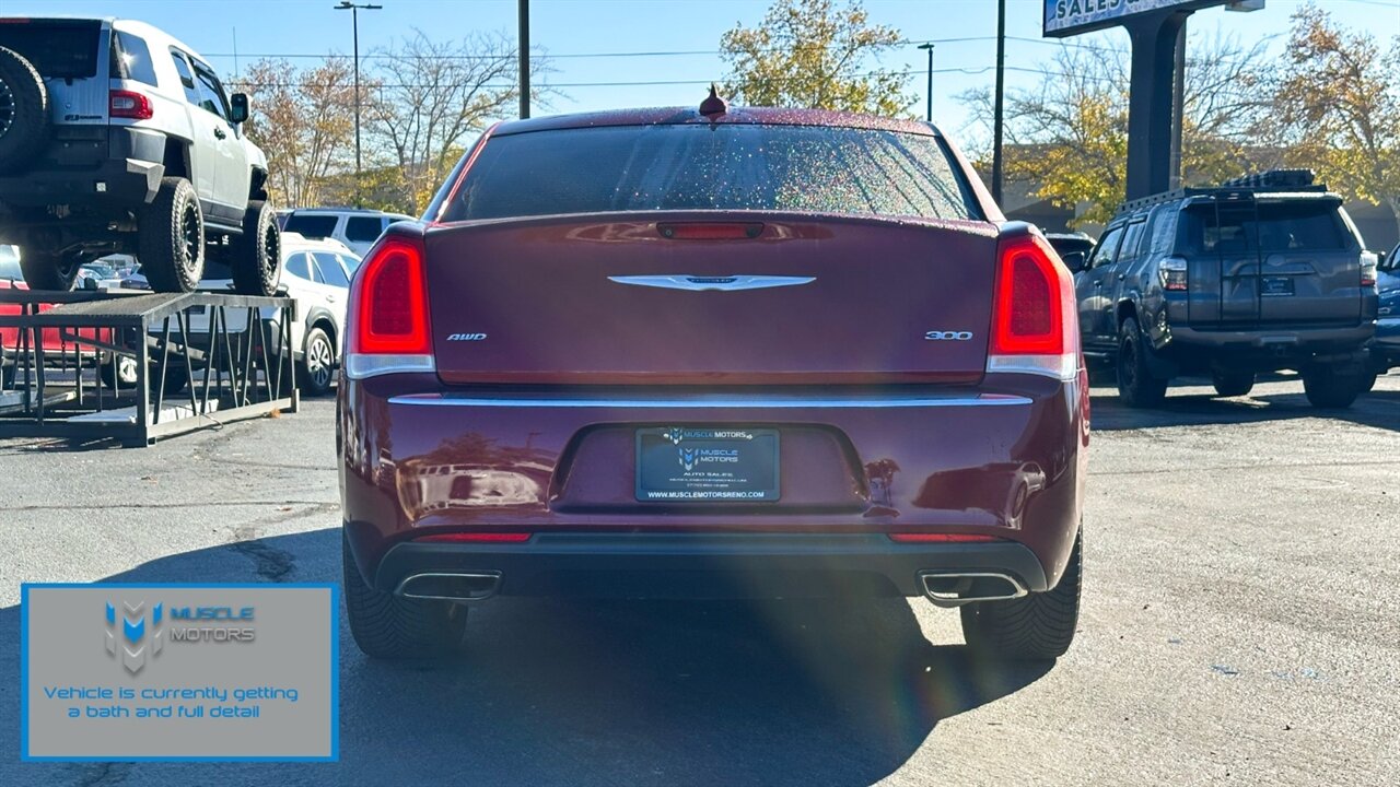 2019 Chrysler 300 Series Limited   - Photo 6 - Reno, NV 89511