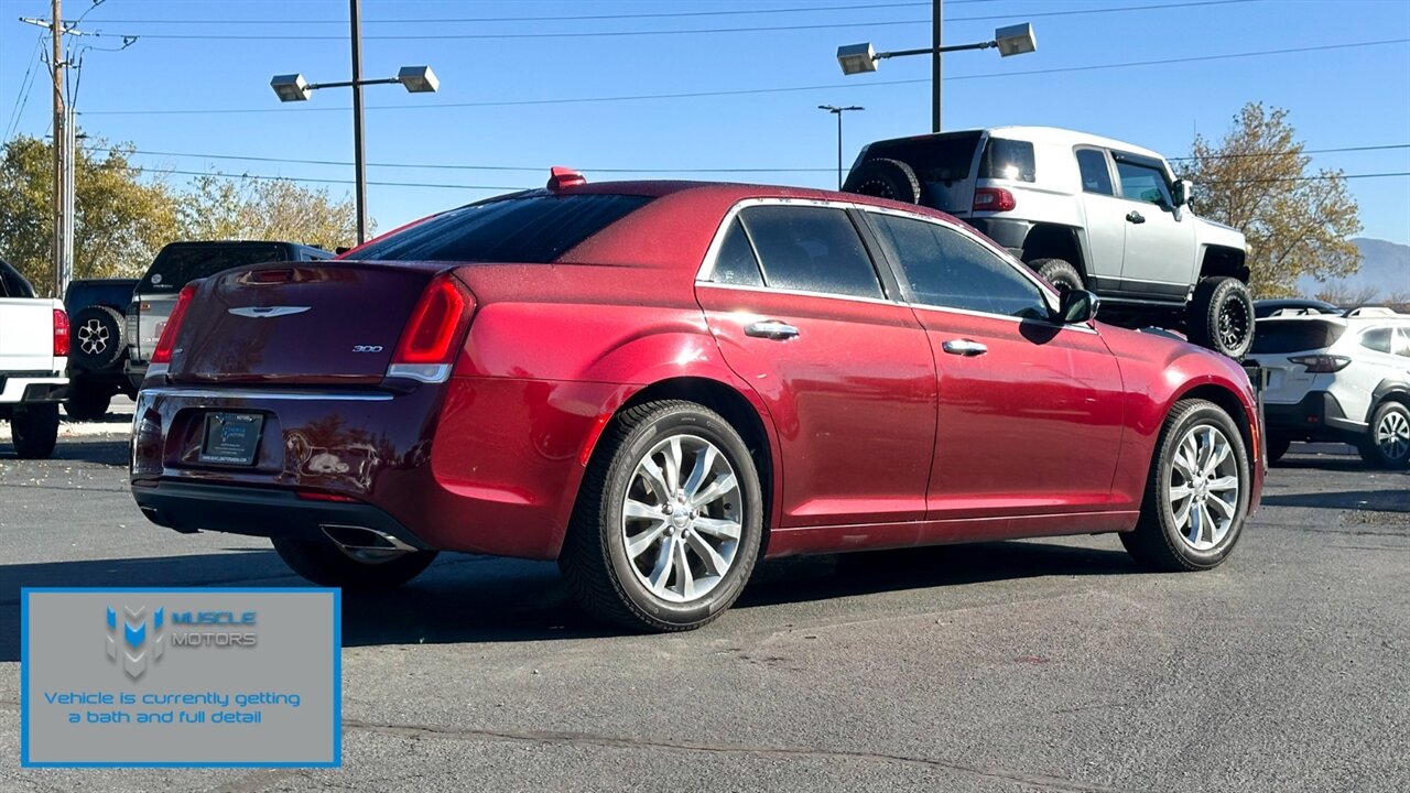 2019 Chrysler 300 Series Limited   - Photo 8 - Reno, NV 89511