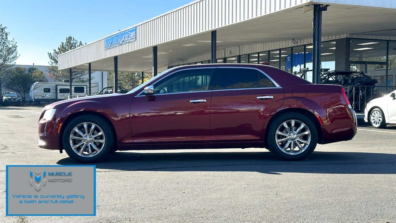 2019 Chrysler 300 Series Limited   - Photo 3 - Reno, NV 89511