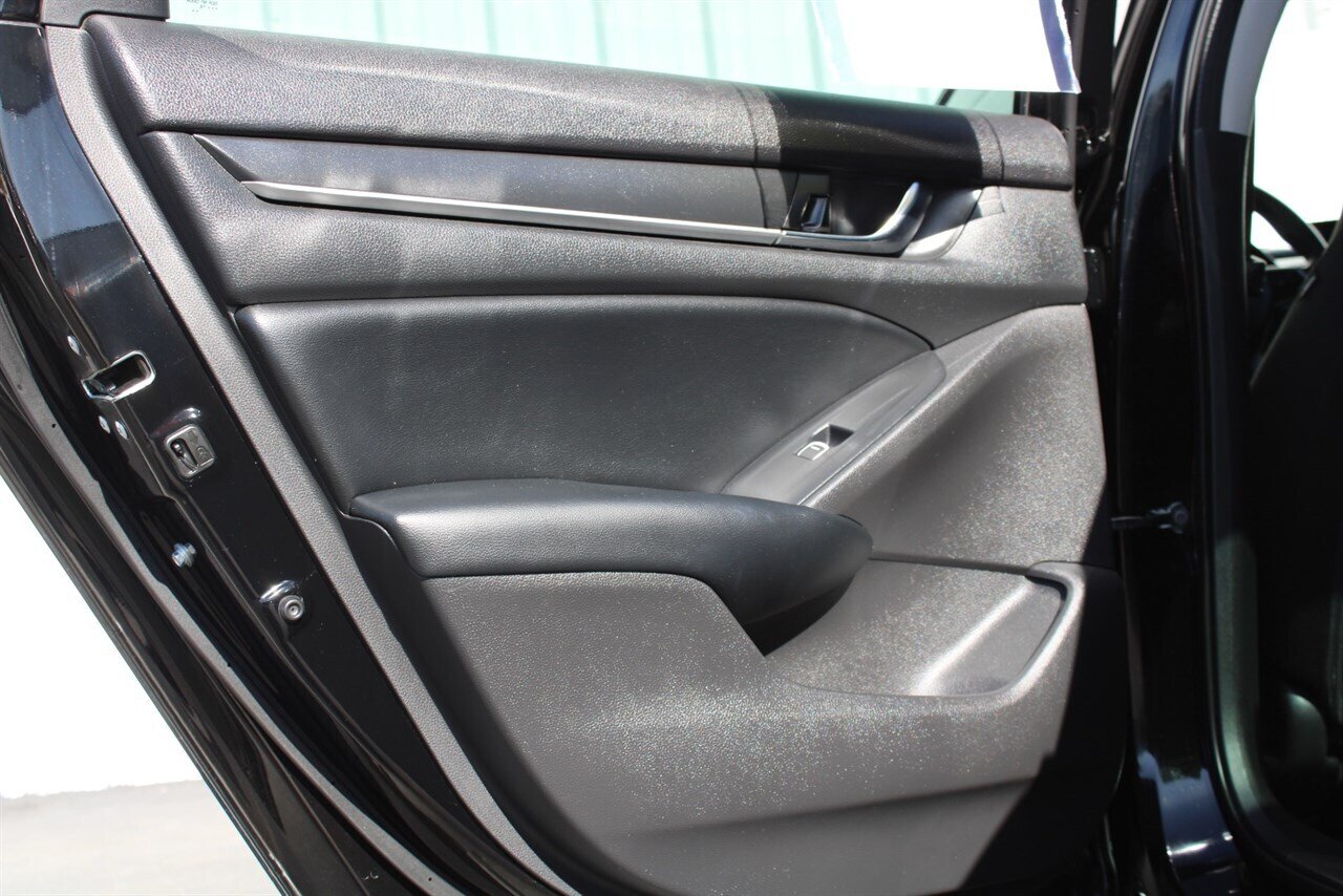 2018 Honda Accord EX   - Photo 15 - Reno, NV 89511