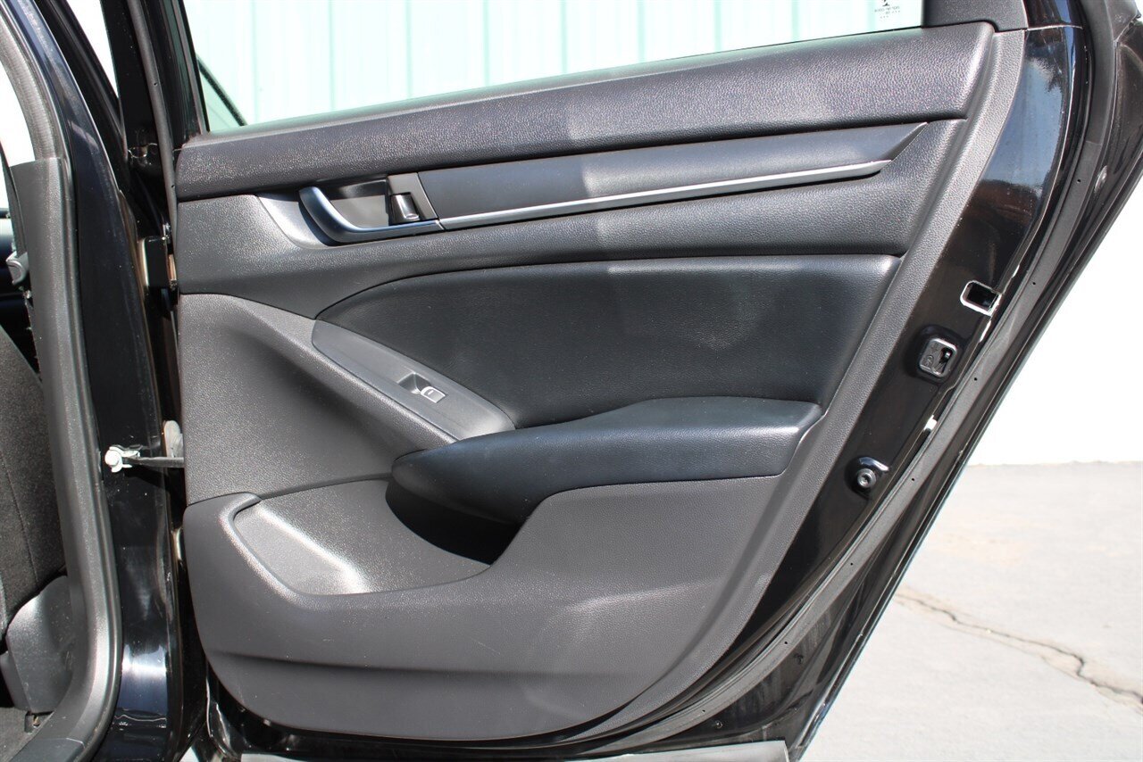 2018 Honda Accord EX   - Photo 17 - Reno, NV 89511