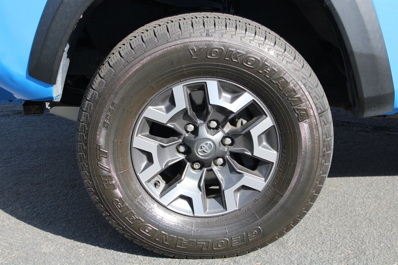 2021 Toyota Tacoma TRD Off-Road V6 - Photo 13 - Reno, NV 89511