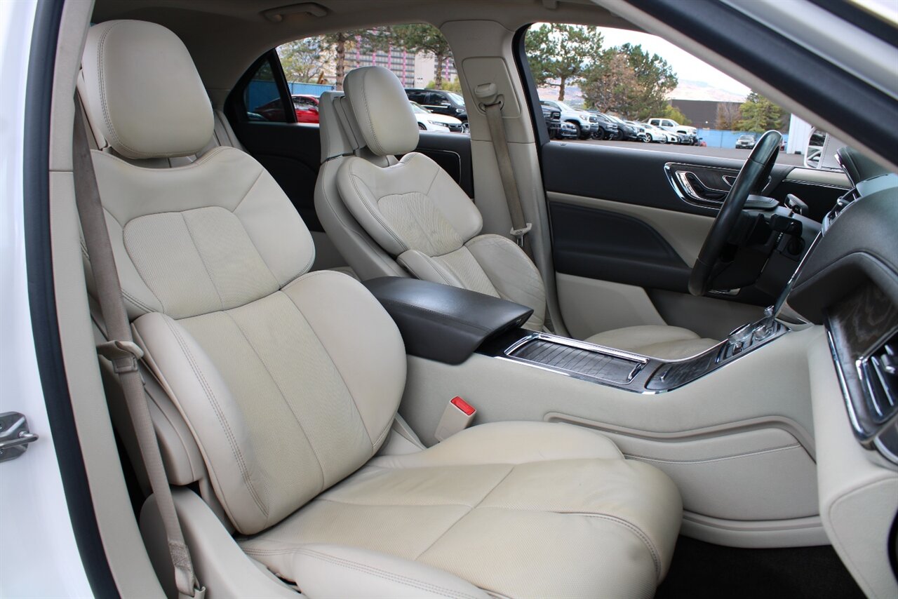 2017 Lincoln Continental Reserve - Photo 27 - Reno, NV 89511