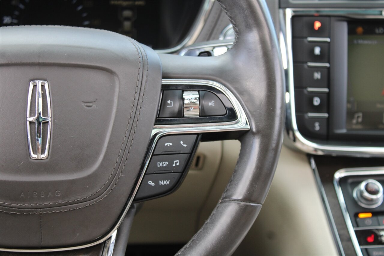 2017 Lincoln Continental Reserve - Photo 18 - Reno, NV 89511