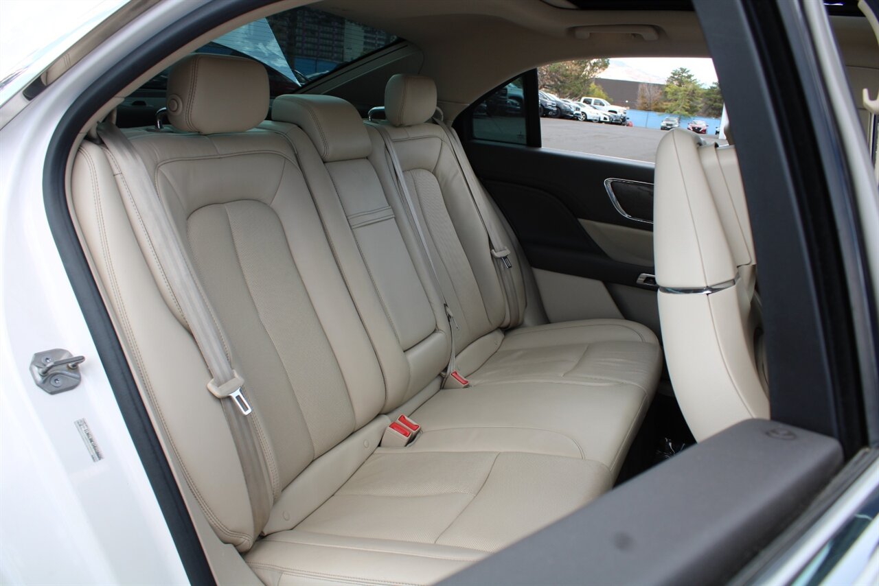 2017 Lincoln Continental Reserve - Photo 25 - Reno, NV 89511