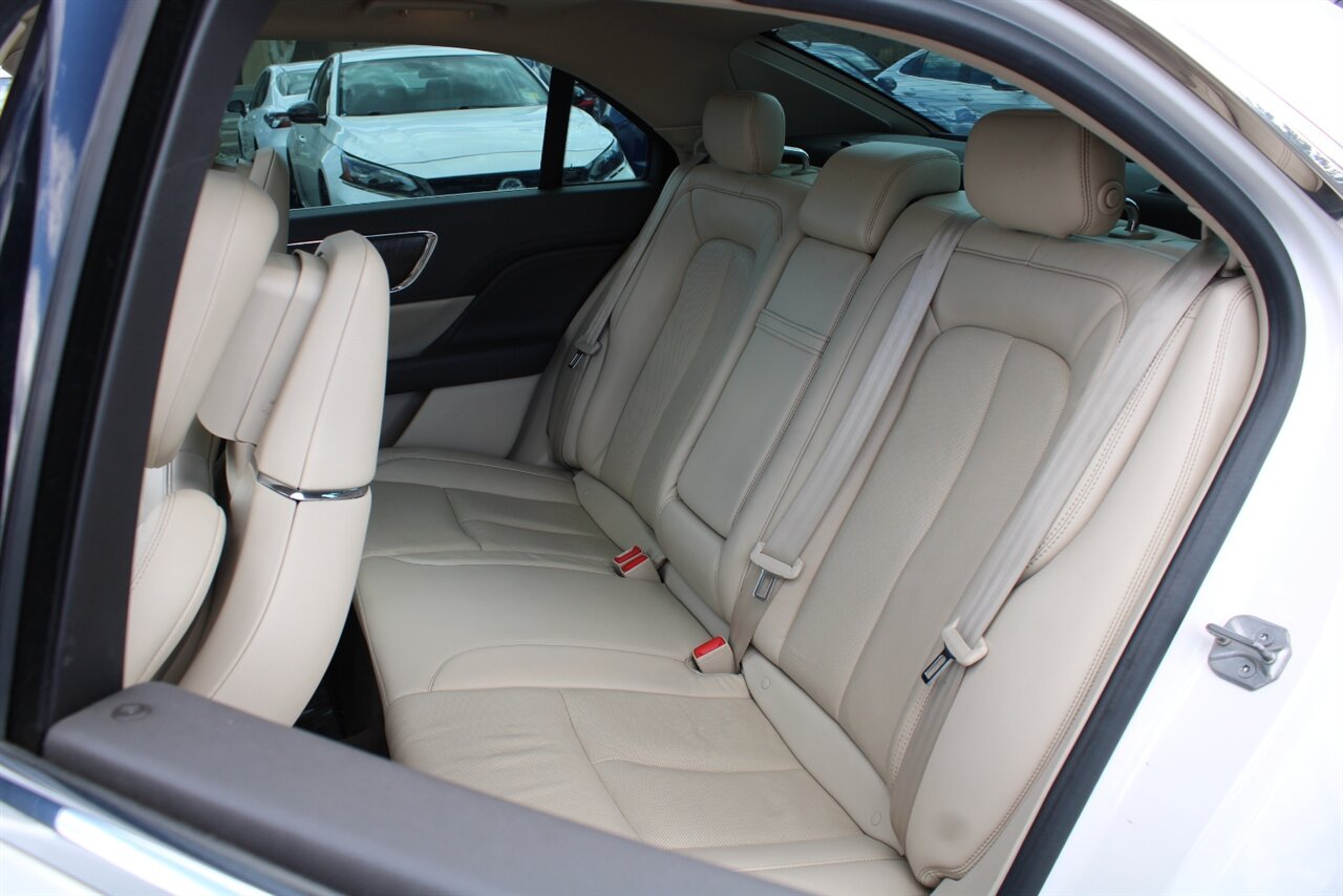 2017 Lincoln Continental Reserve - Photo 24 - Reno, NV 89511