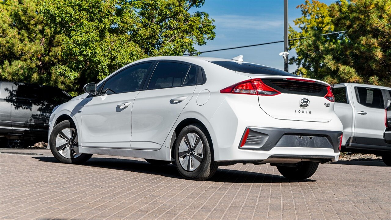 2020 Hyundai IONIQ Hybrid Blue   - Photo 8 - Reno, NV 89511