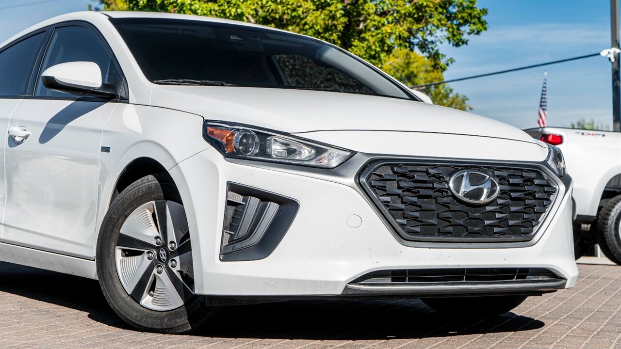 2020 Hyundai IONIQ Hybrid Blue   - Photo 9 - Reno, NV 89511